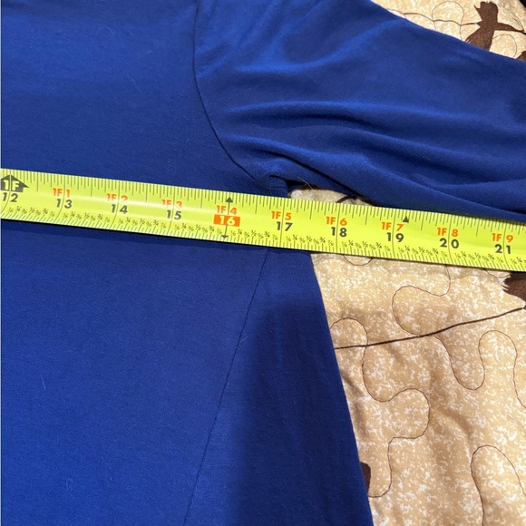 Chico's Blue Asymmetrical handkerchief Hem Top women’s 0 US small - Picture 5 of 8